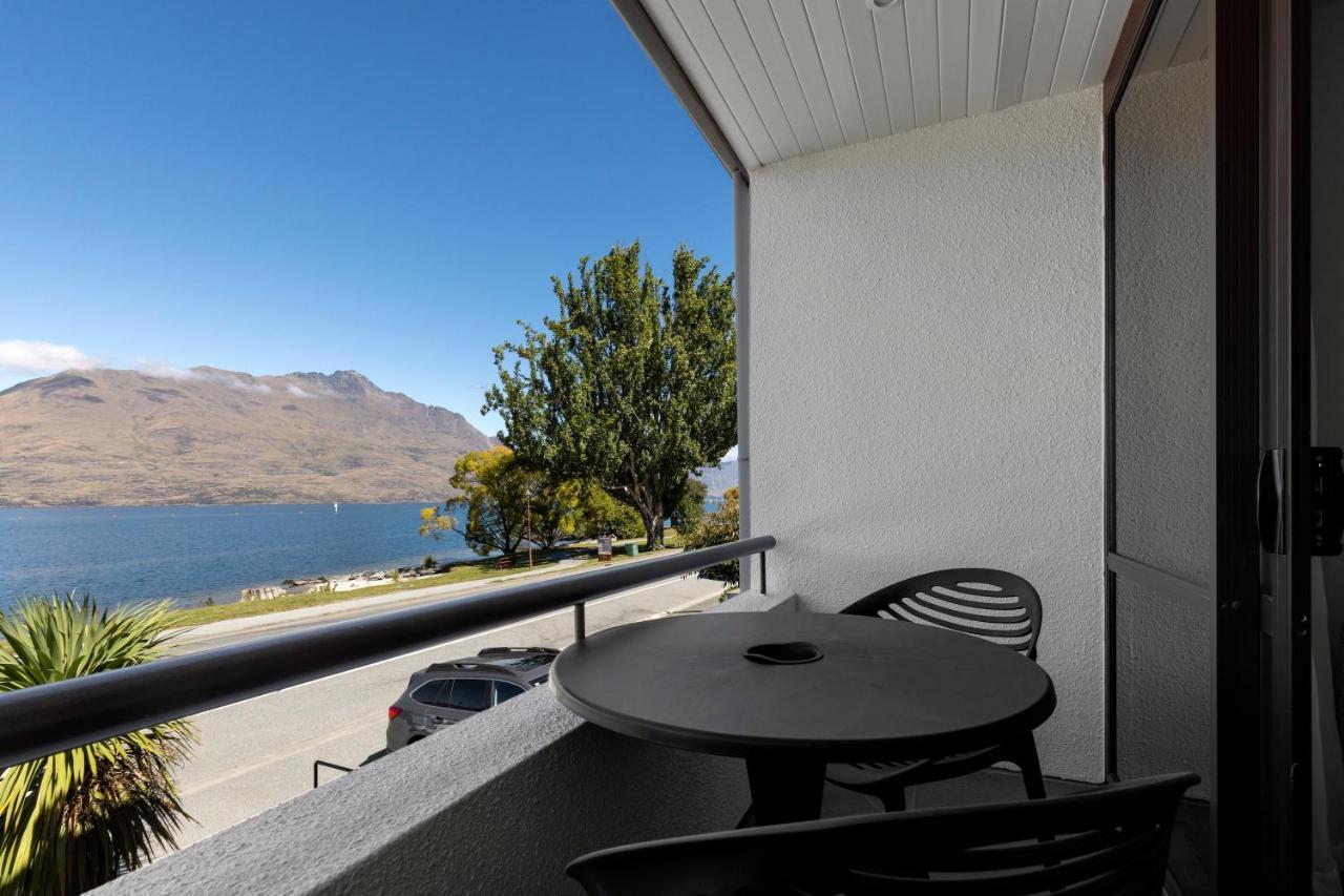 Queenstown House Lakeside Exterior photo