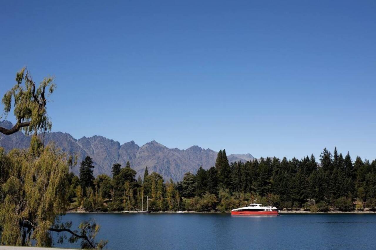 Queenstown House Lakeside Exterior photo