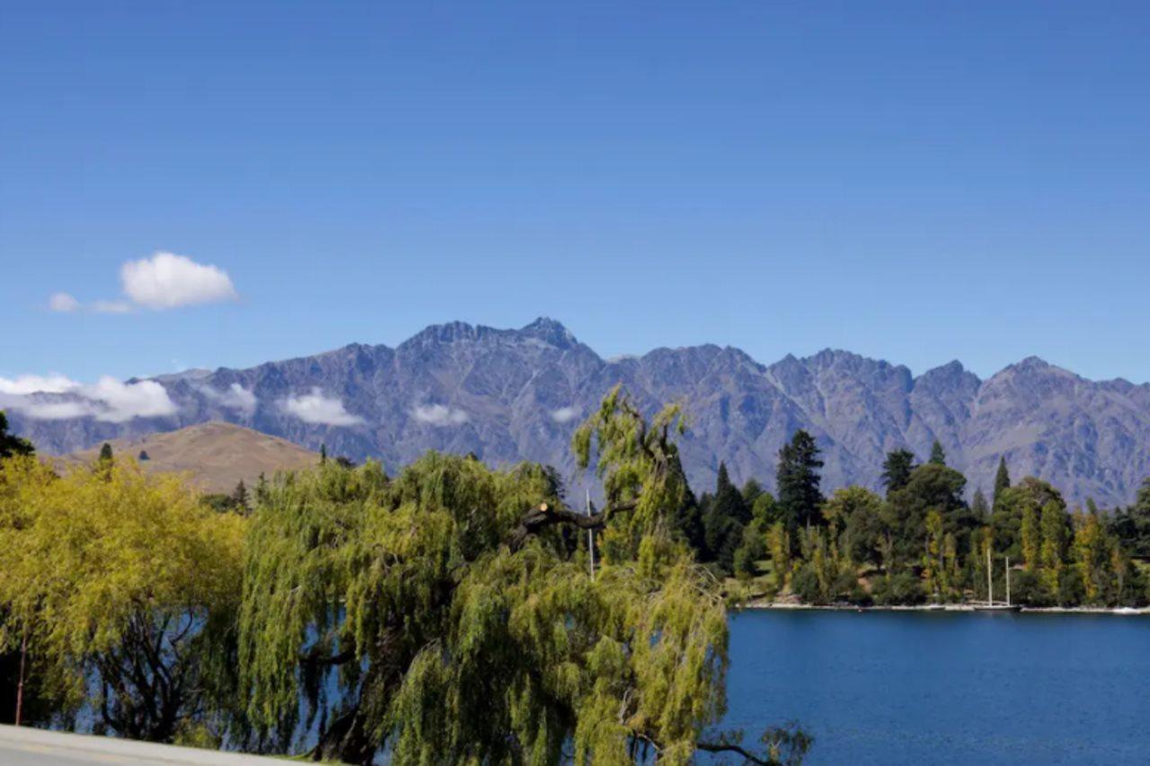 Queenstown House Lakeside Exterior photo